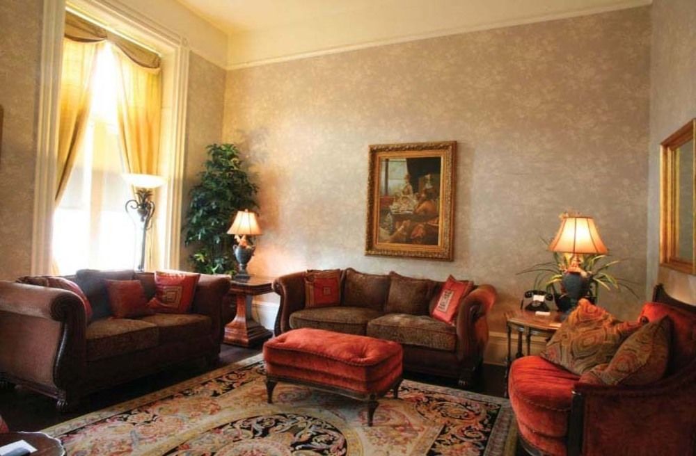 The Martha Washington Inn And Spa Абингдон Экстерьер фото