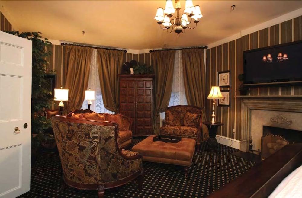 The Martha Washington Inn And Spa Абингдон Экстерьер фото